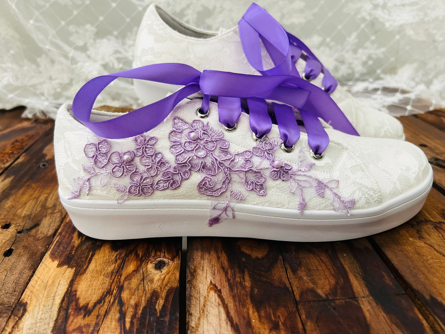 Tenis para xv años morados