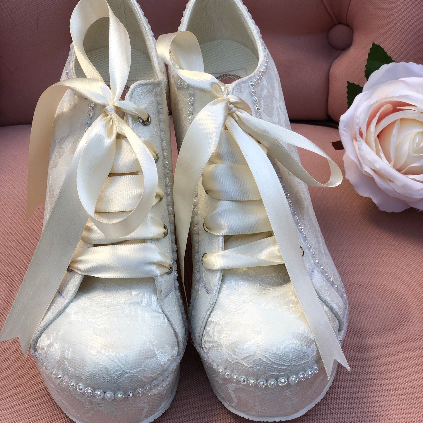 Tenis de Novia Plataforma Perlas Pequeñas