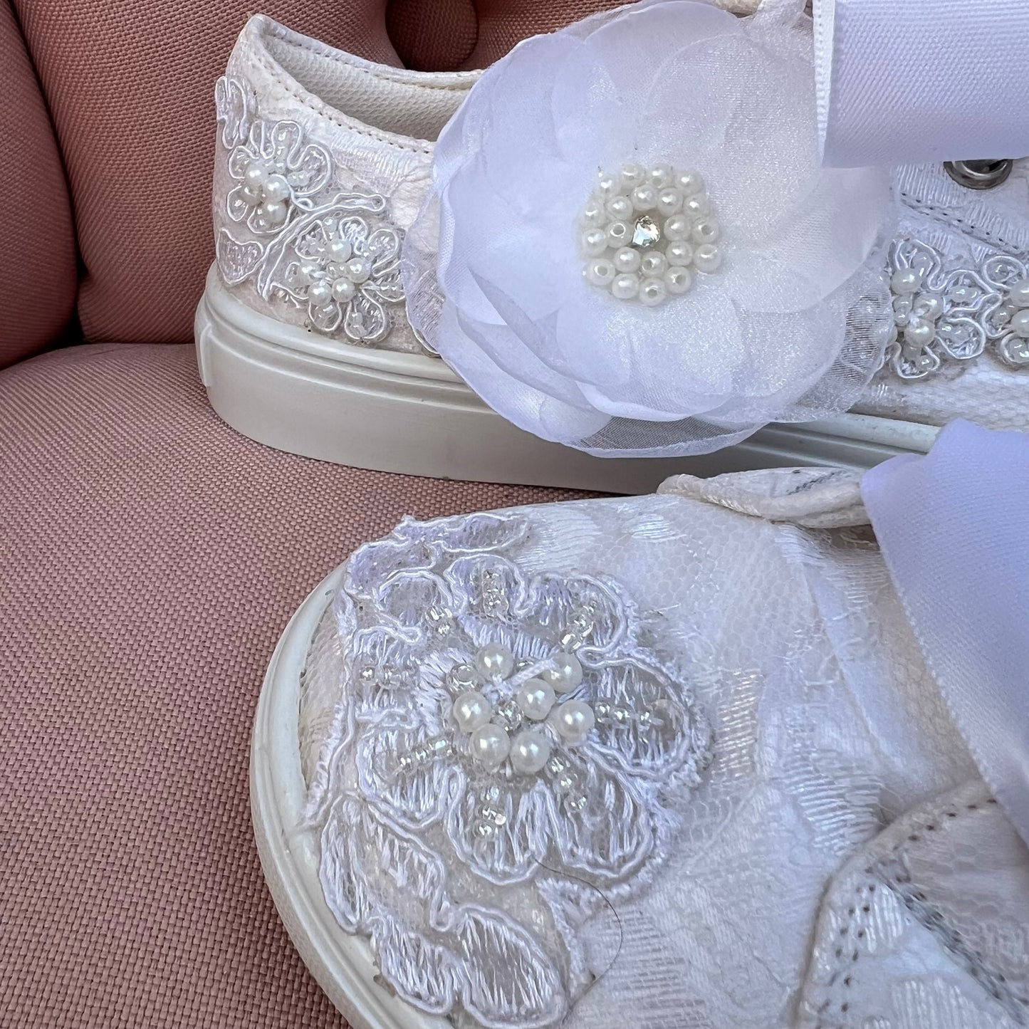 Zapatos tenis de encaje para primera comunion o boda