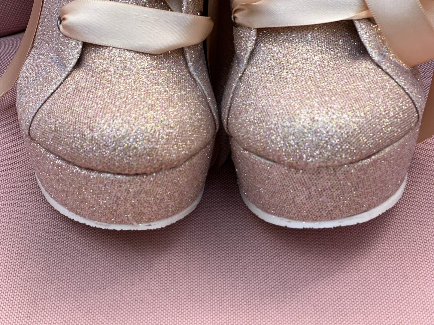 Zapato de plataforma golden rose